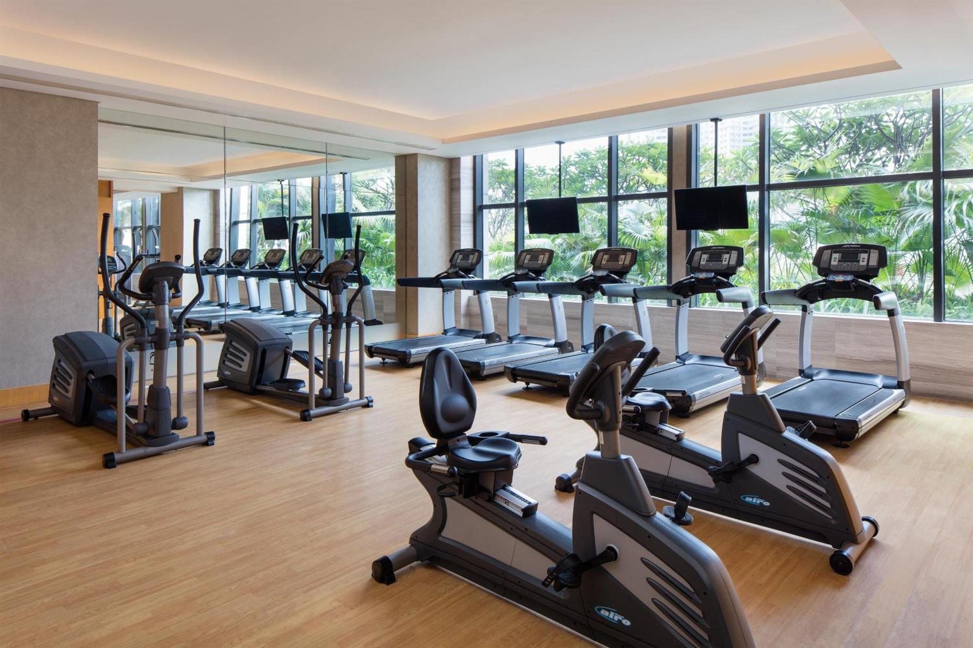 Sheraton Zhongshan Hotel Bagian luar foto