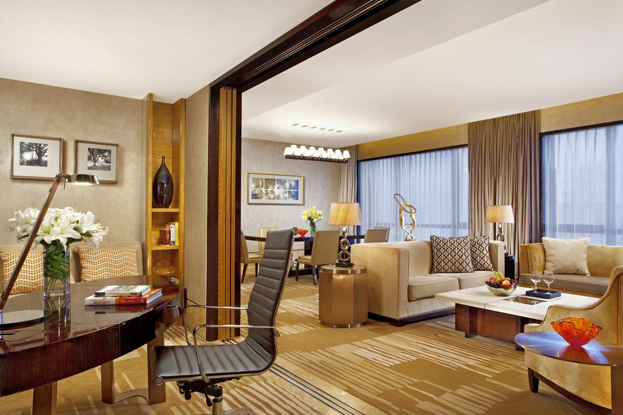 Sheraton Zhongshan Hotel Bagian luar foto
